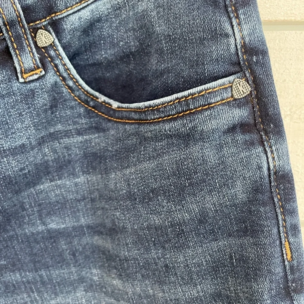 Kut From The Kloth Charlotte High Rise Wide Leg Culotte dark wash Jeans Size 8 - Picture 4 of 11